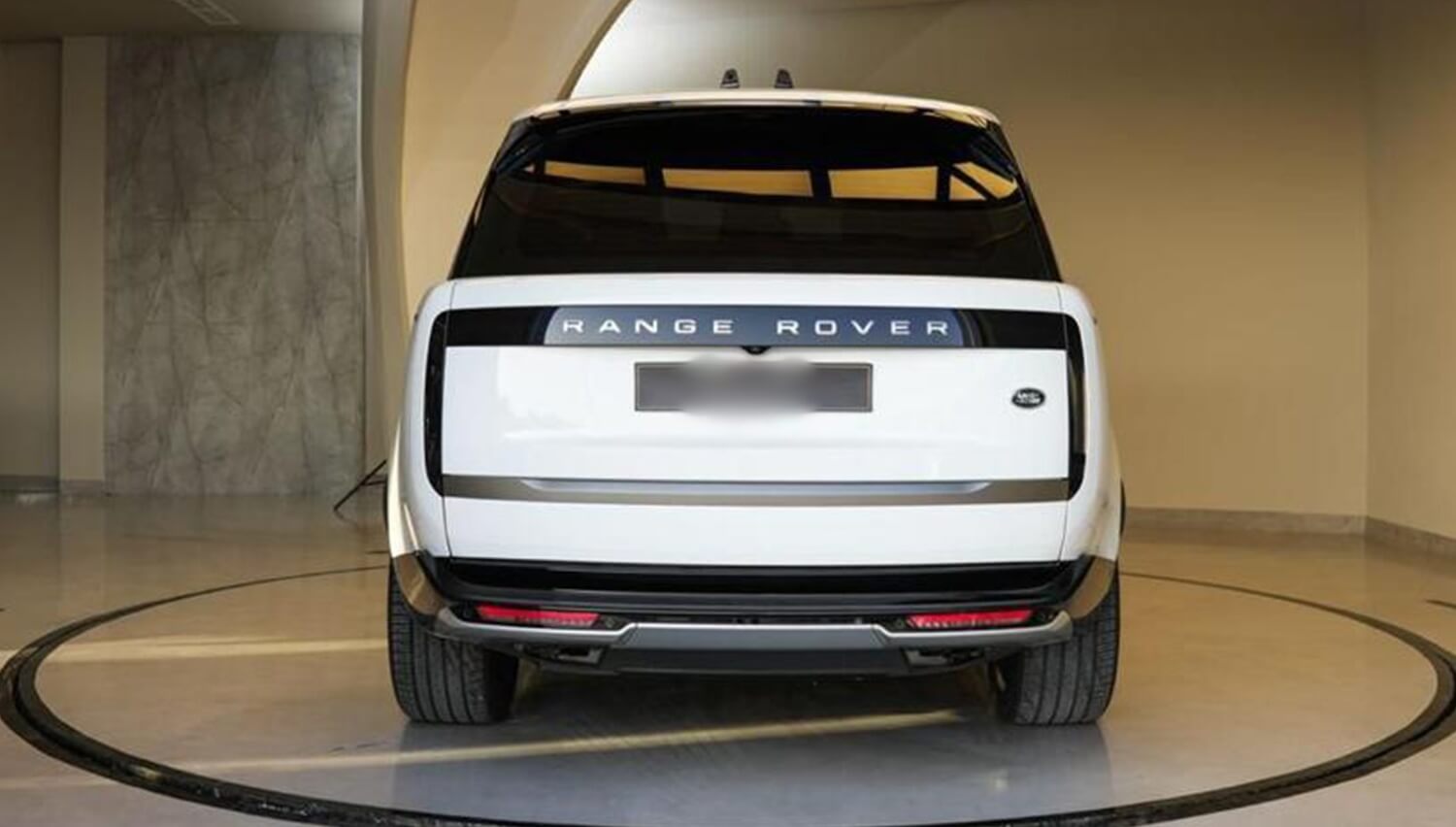 Range Rover Vogue 2023 Location Dubaï